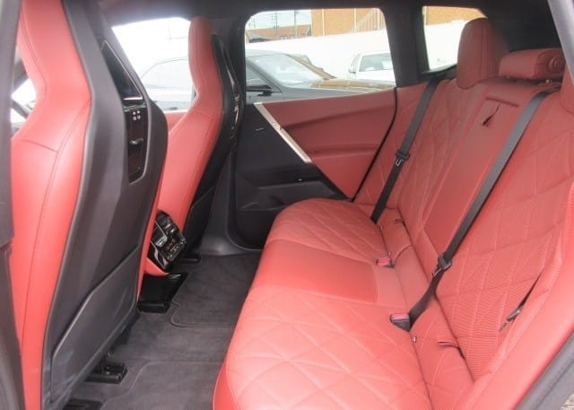 
								2022 BMW iX X DRIVE 40 full									
