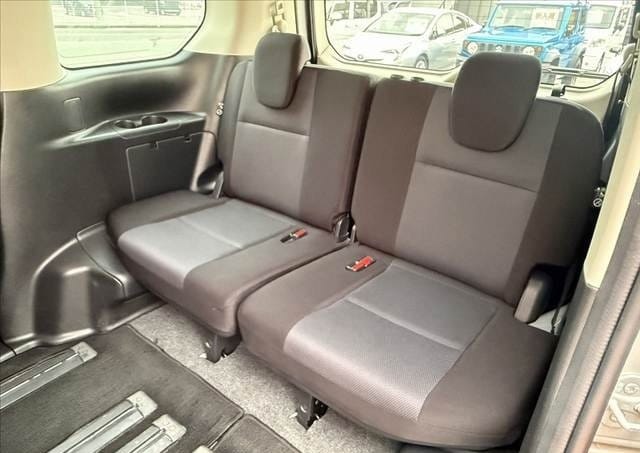
								2022 NISSAN SERENA S EDITION full									