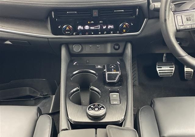 
								2024 NISSAN X-TRAIL Ge-4ORCE 4WD full									