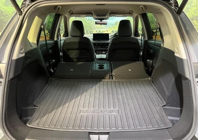 
								2024 NISSAN X-TRAIL X E-4ORCE X-TREMER X 4WD full									