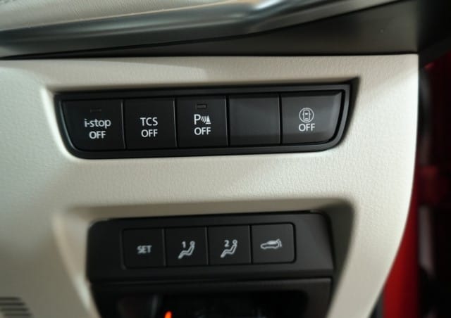 
								2023 MAZDA CX-60 XD-HYBRID PREMIUM MODERN full									