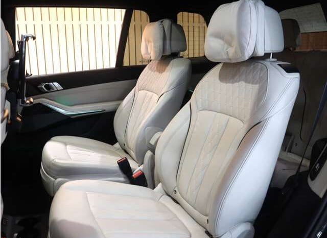 
								2024 BMW X7 X DRIVE 40D M SPORT full									