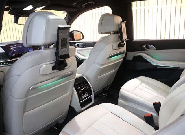 
								2024 BMW X7 X DRIVE 40D M SPORT full									
