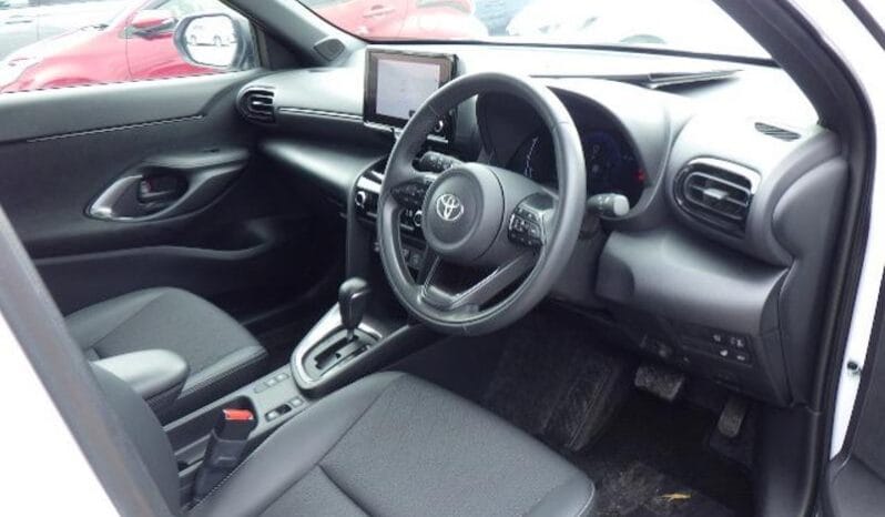 
								2025 TOYOTA YARIS CROSS Z PACKAGE full									